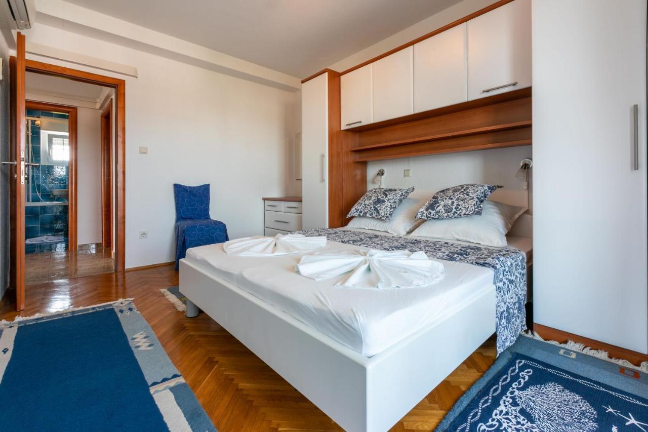 Apartments Vila Antula Banjol Luaran gambar