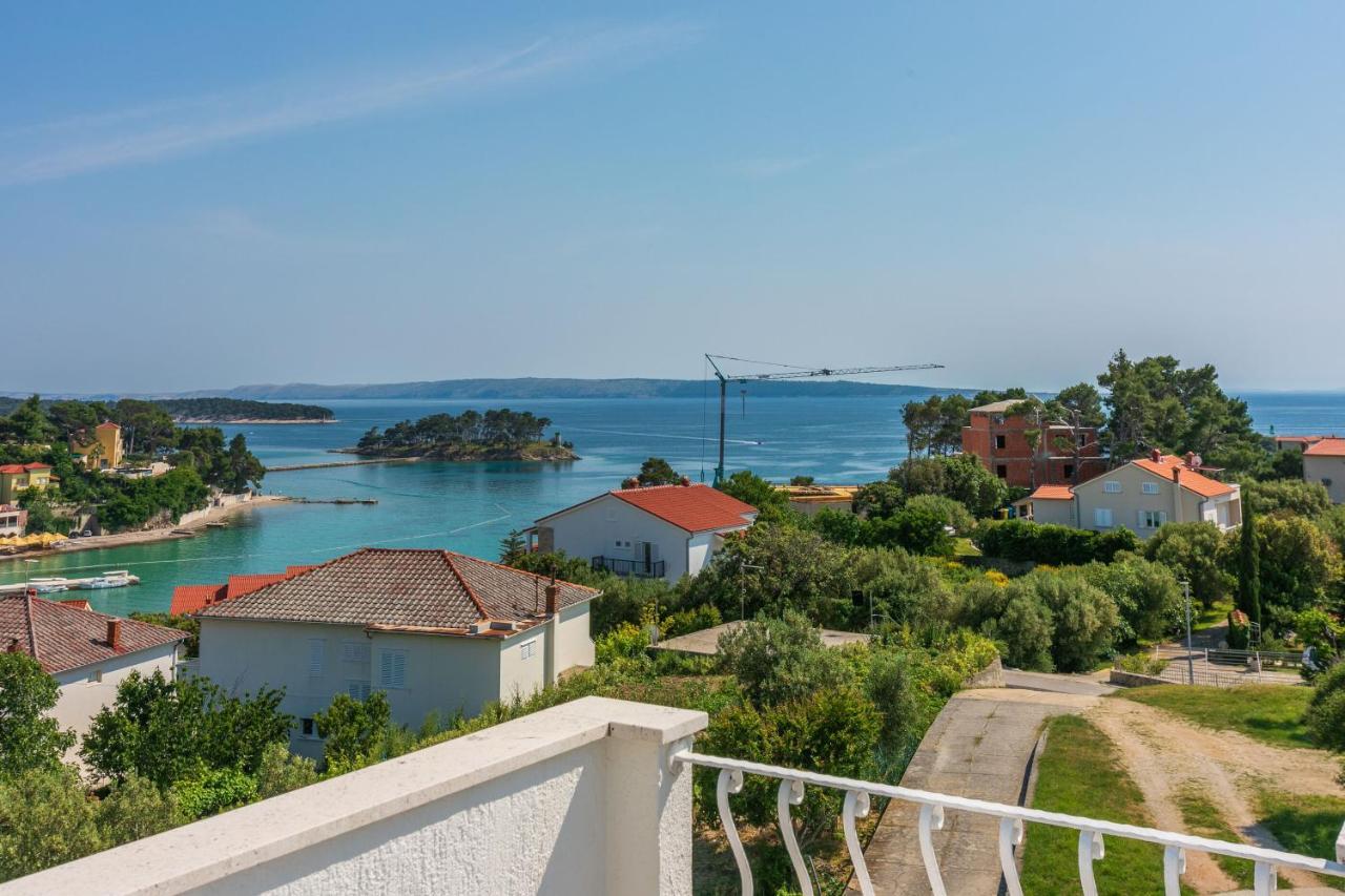Apartments Vila Antula Banjol Luaran gambar