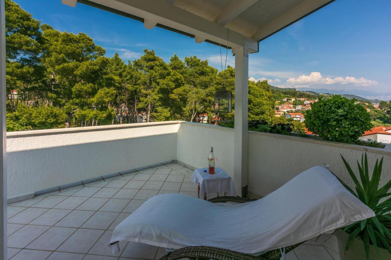 Apartments Vila Antula Banjol Luaran gambar