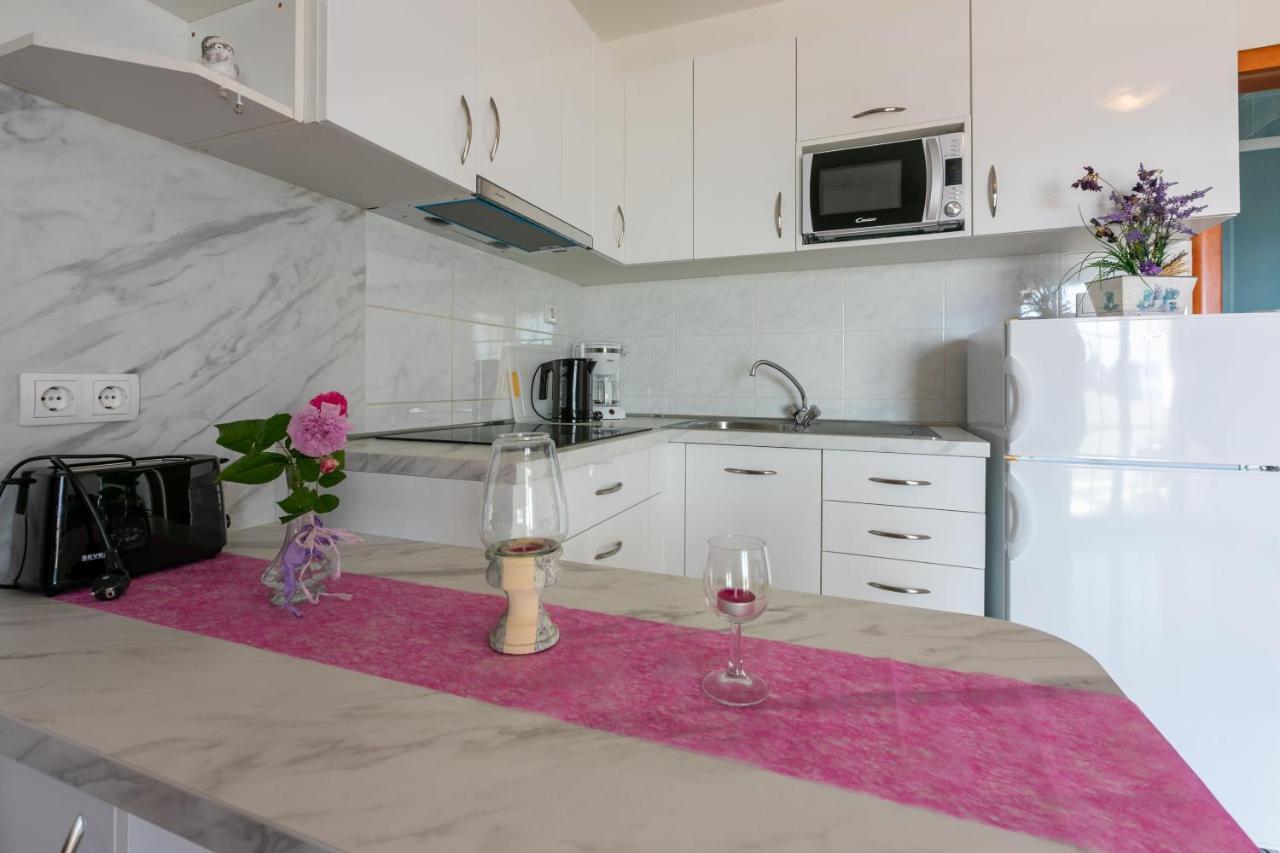 Apartments Vila Antula Banjol Luaran gambar