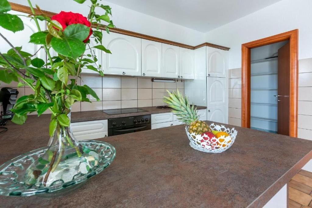 Apartments Vila Antula Banjol Luaran gambar